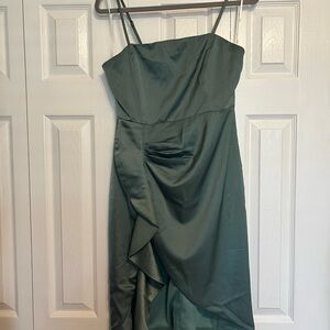 Elegant Green Evening Dress